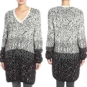 Trouvé • Long V-Neck Colorblock Sweater